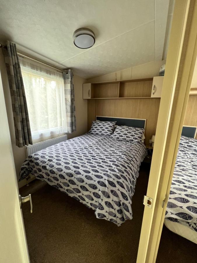 Mollys Retreat Pet Friendly Three Bed Caravan With Small Garden Newquay Bay Resort Quieter Area Of Park Buitenkant foto